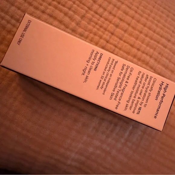 Osea Hyaluronic Body Serum - Soft Pink - Picture 6 of 6